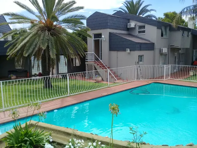 Zinzanathi Guesthouse