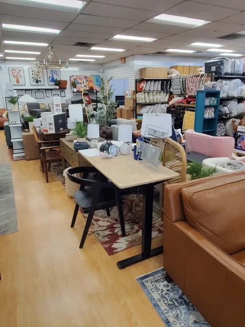 Bakersfield Clearance Center