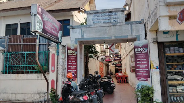 Bakso Henda hendri 1980