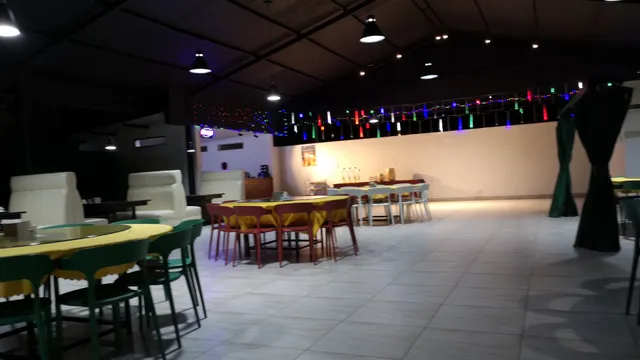 老胡农场蓝天超市/饭店 Lan Tian Chinese Restaurant