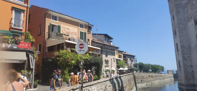 AURORA APPARTAMENTI SIRMIONE