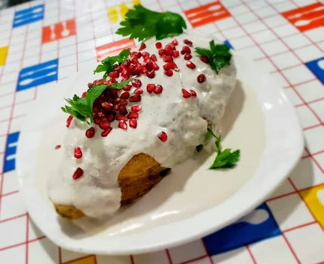 Chiles en nogada "Alma & Gaby" tradicion poblana