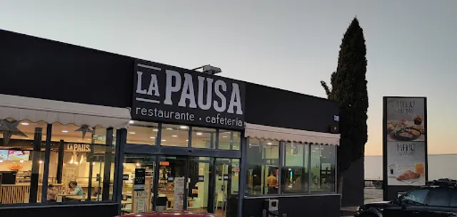Área de Servicio Cazalegas La Pausa - Dirección Extremadura