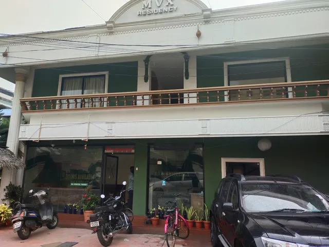 SPOT ON Mx Residency Hotel - Panampilly Nagar