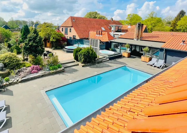 Spabron - Sauna, Beauty & Hotel