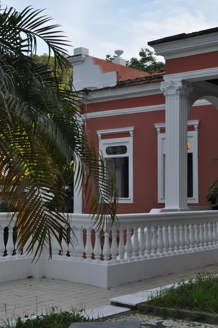 Laurinda Santos Lobo Municipal Cultural Center