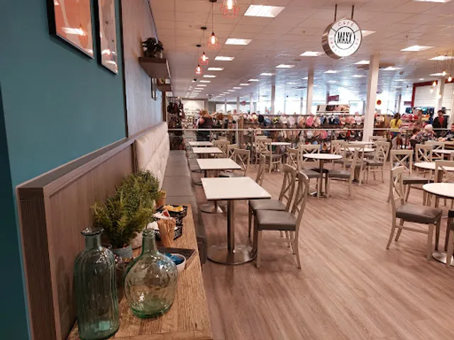 Café Maxx Thurrock