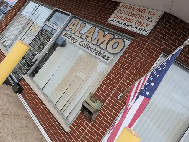 Alamo Military Collectibles