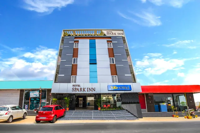 FabHotel Spark Inn - Hotel Near Vijayawada Junction Railway Station, Vijayawada