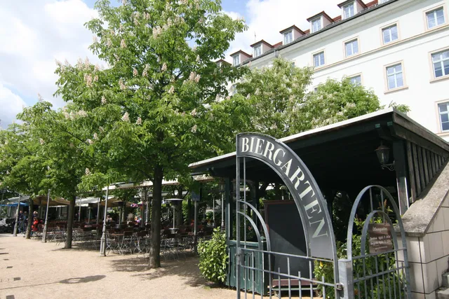 Hotel Am Waldschlösschen GmbH