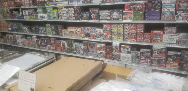 Southpaw Sports Cards