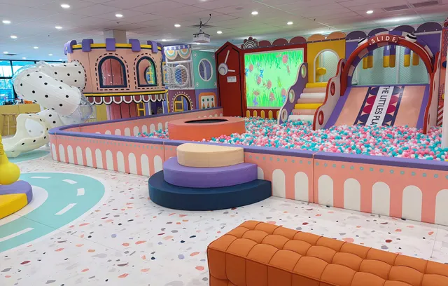 The Littles Play Cafe