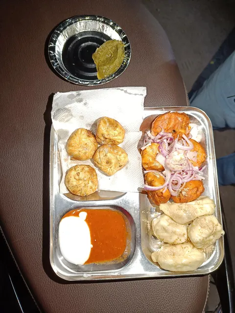 Ghatiya momos