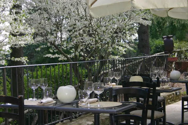 Erba Luna Ristorante