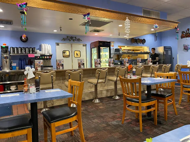 George's Lakeview Café