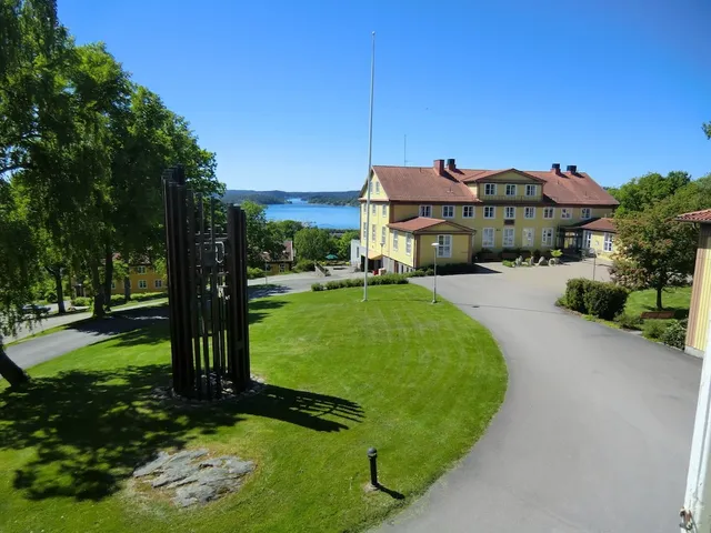 STF Ljungskile Folkhögskola Hostel and Hotel