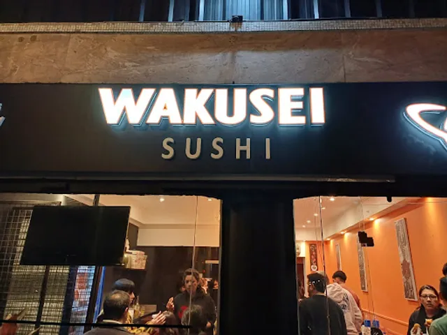 Wakusei Sushi