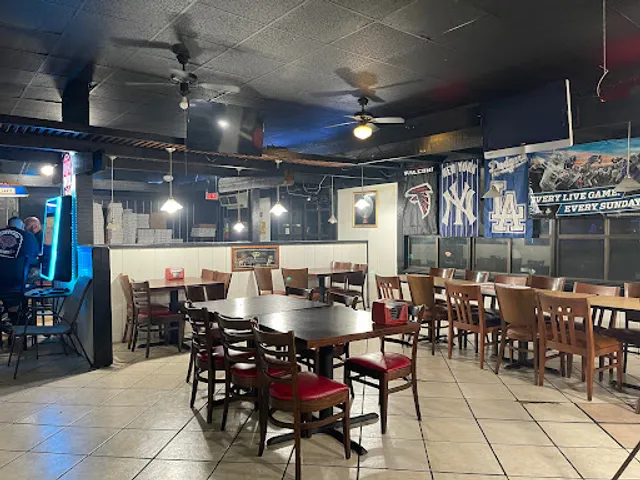 Big Guy's Pizza, Pasta and Sports Bar