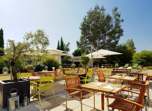 Courtyard by Marriott Paris La Defense West - Colombes