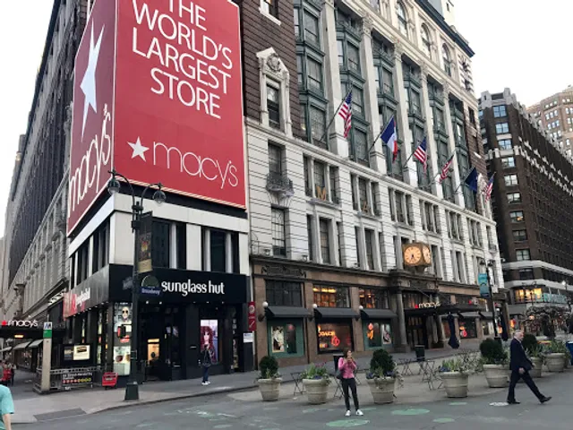 Sunglass Hut at Macy's