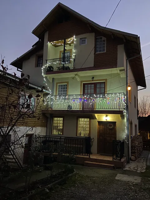 Pensiunea casa Eliza Maria