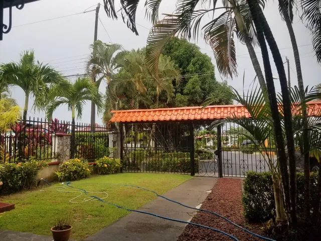 Condominio Sol Dorado