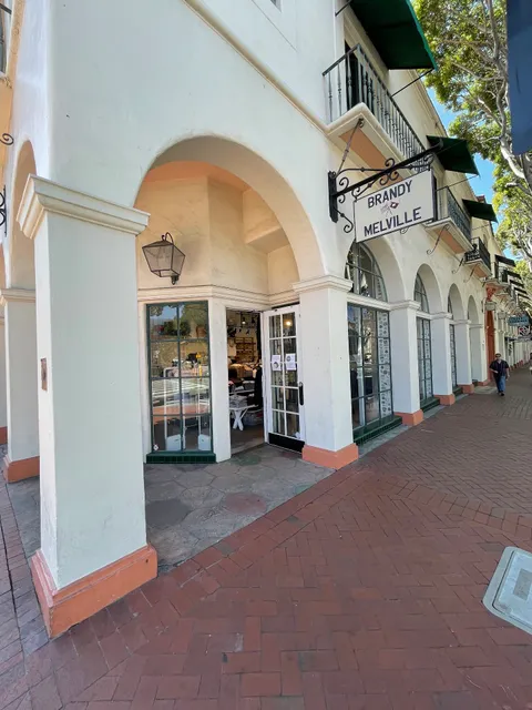 Brandy Melville - Santa Barbara