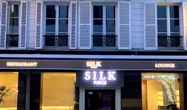 SILK PARIS Restaurant Lounge
