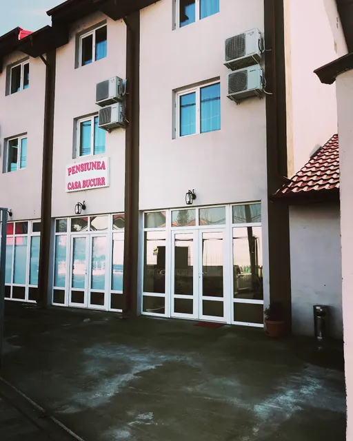 Pensiunea Casa Bucurr