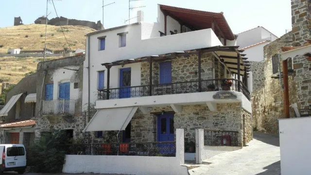 The Castle's key Ltd