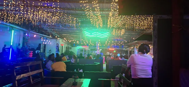 Ariana Restaurant & Bar