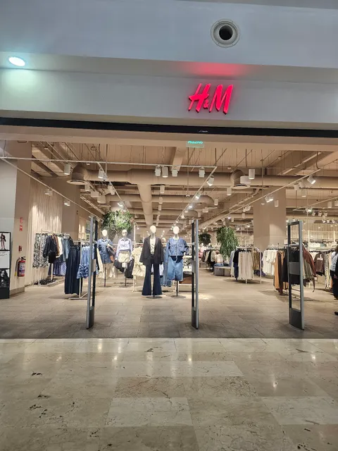 H&M