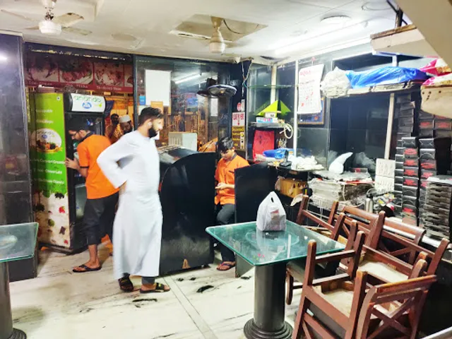 DELICATESSEN FAST FOOD CHINESE AND TANDOOR