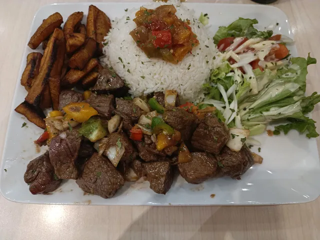 LE PENTAGONE CHEZ MAITRE HANS DIYOG