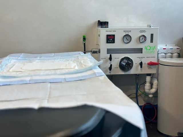 The Gut Bar Colonics