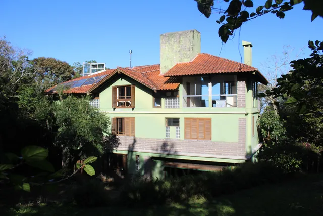 Pousada Laura e Emílio