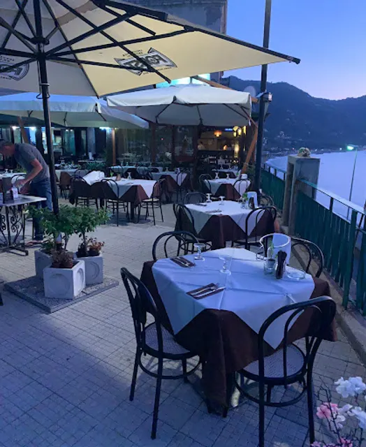 Lounge Bar trattoria il canape'