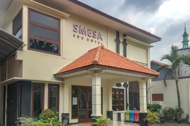 SMESA Edotel Syariah Surabaya Mitra RedDoorz