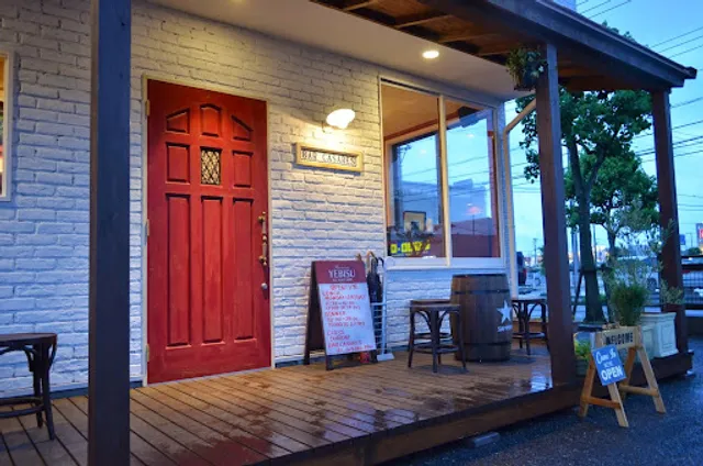 葡萄酒キッチン バルカサレス(ワイン居酒屋)