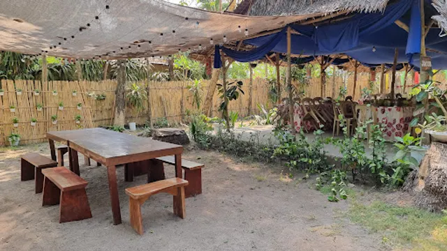 Mangunguna Seafood Bar And Grill