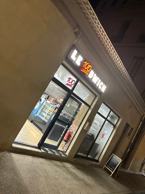 Le 100 dwich