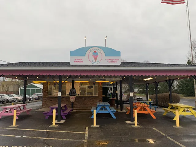 Scoopy Lou’s