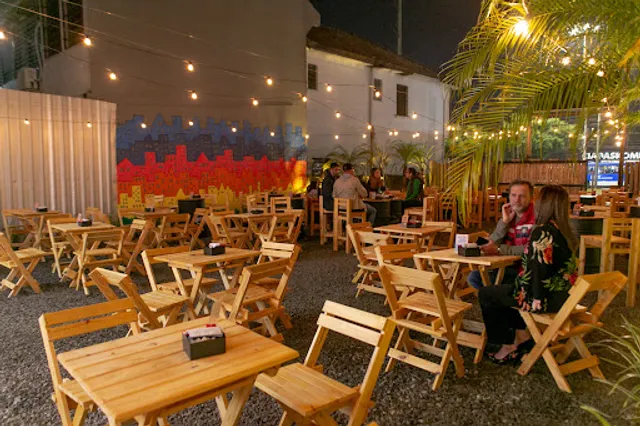 Favoritus Bar e Música