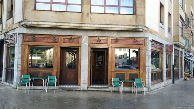 Belatz Gorri Taberna