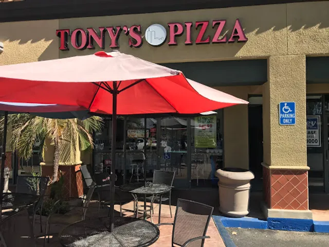 Tony's Pizza and Pasta | Serving Agoura Hills, Oak Park, Westlake Village | Delivery & Take Out