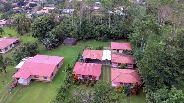 Cabinas Vista Miravalles