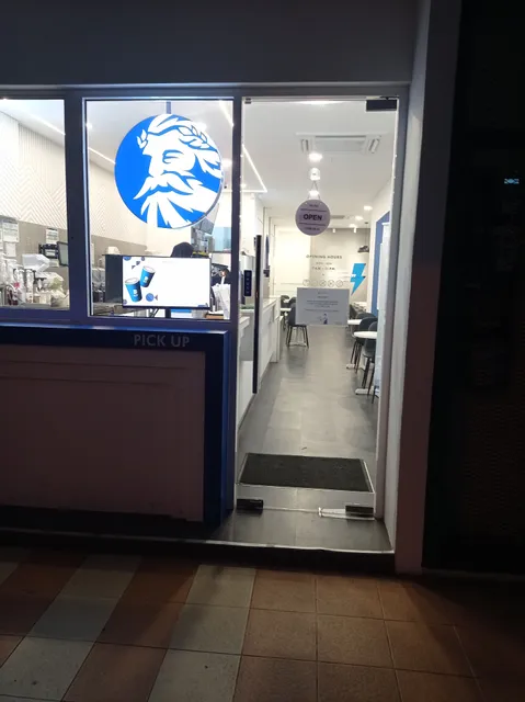 ZUS Coffee | Parklane OUG