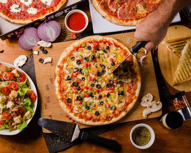 Pizza Rock Fuxing 復興店