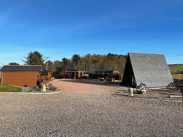 AC/DC Glamping and Camping Accommodation