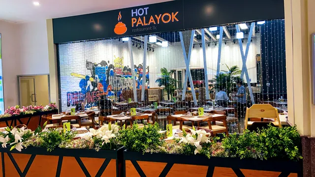 Hot Palayok Restaurant & Grill, Madinat Zayed, Abudhabi